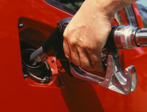 filling-up-gas-tank-pop_10690